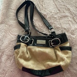 2/10 ✨Rossetti Shoulder Purse